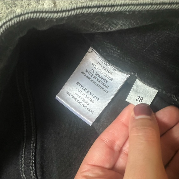 shop stevie ripped and frayed hemming skinny jeans - Picture 3 of 3